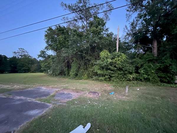 3.65 Acres of Mixed-Use Land for Sale in Valdosta, Georgia