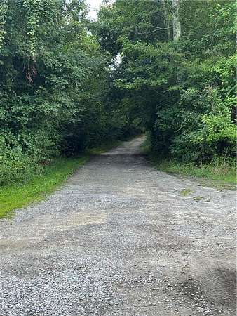 10 Acres of Residential Land for Sale in Spring Grove, Virginia