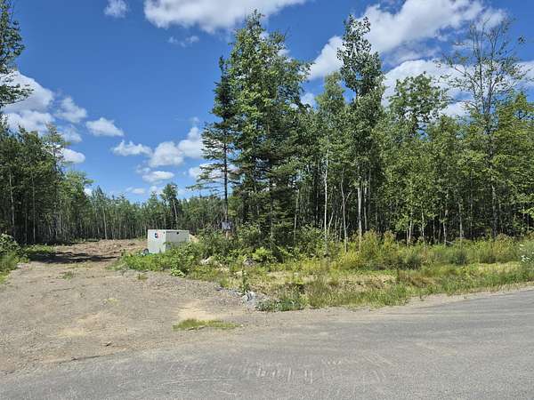 3.69 Acres of Residential Land for Sale in Hermon, Maine
