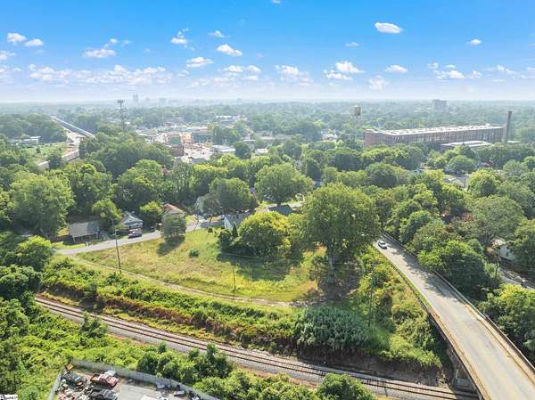 1 Acre of Land for Sale in Greenville, South Carolina