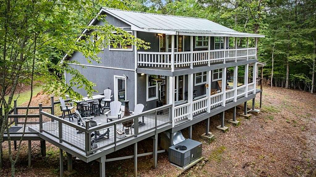 17.3 Acres of Land with Home for Sale in Blue Ridge, Georgia