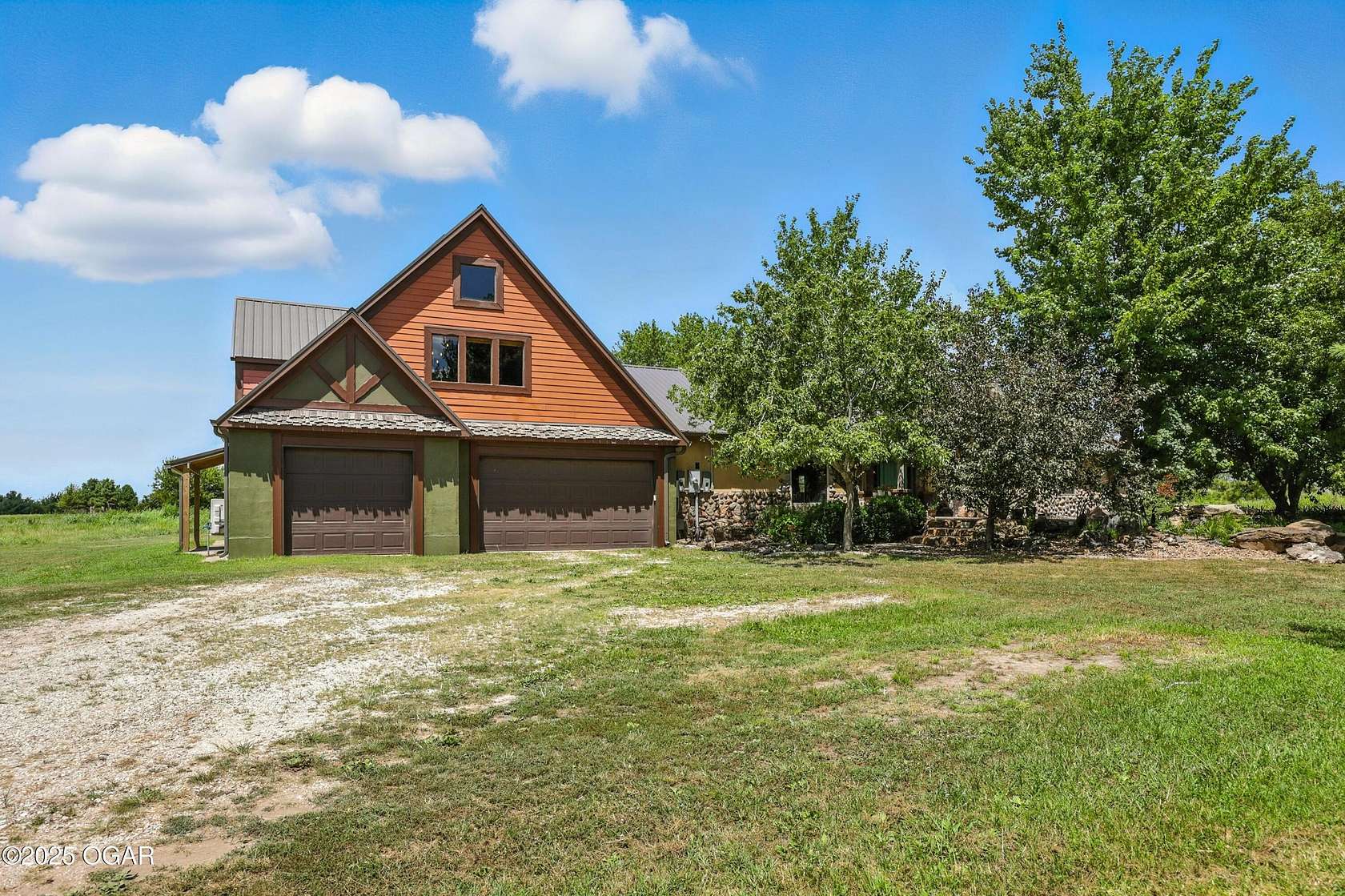 9 Acres of Residential Land with Home for Sale in Diamond, Missouri