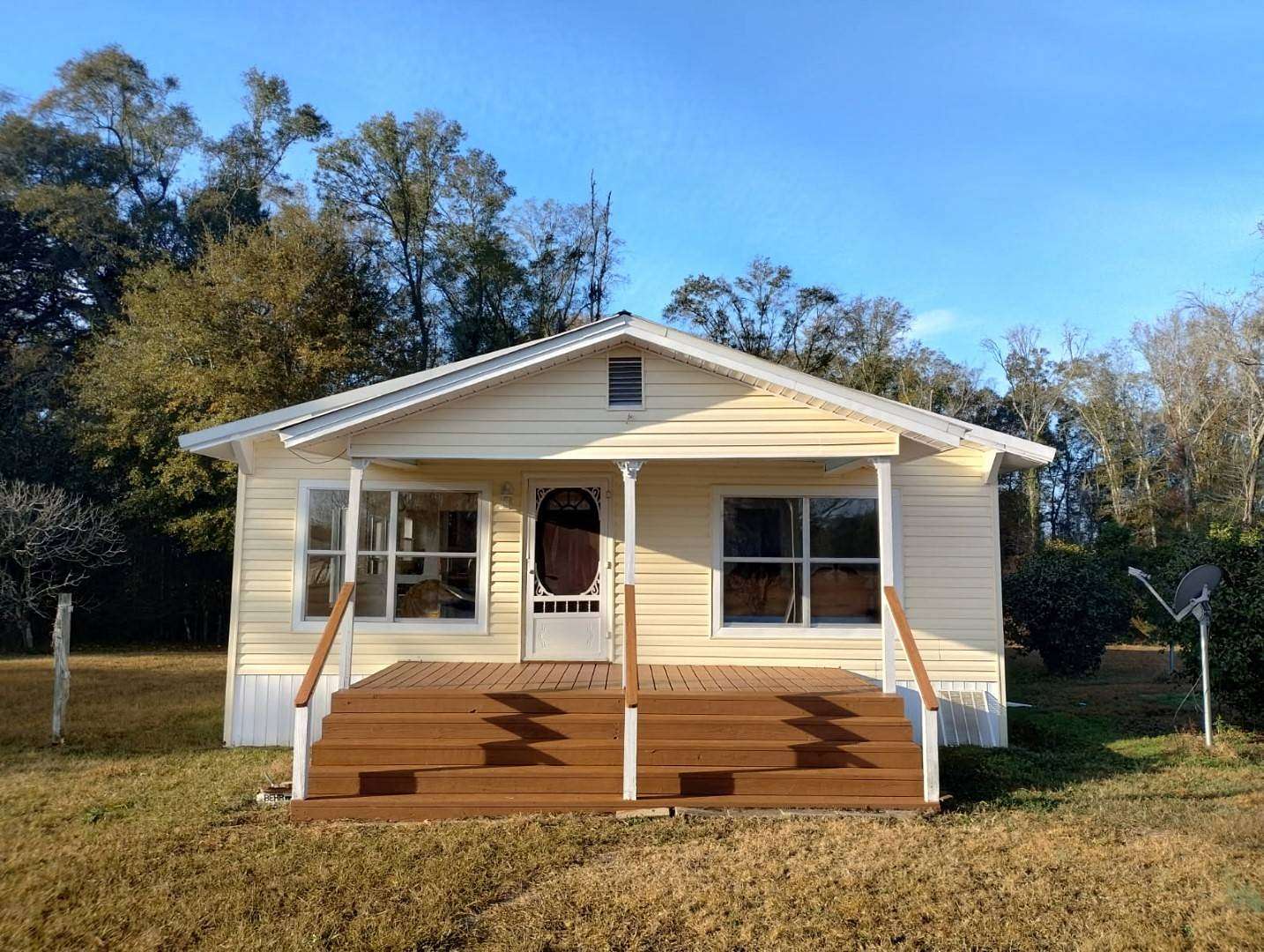 Residential Land for Sale in Campbellton, Florida