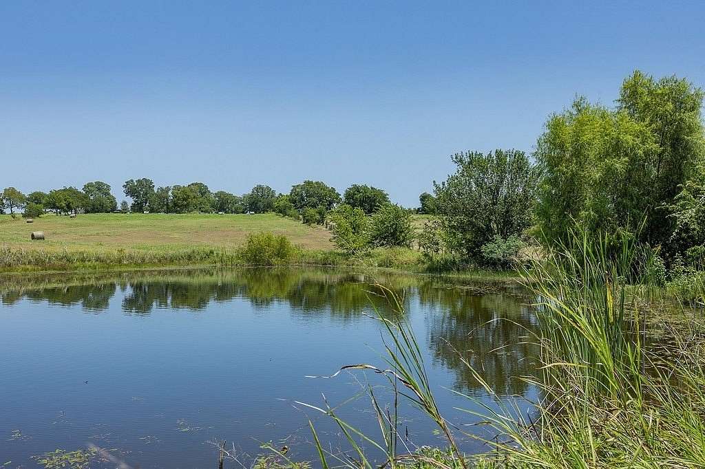 22 Acres of Land for Sale in Burton, Texas