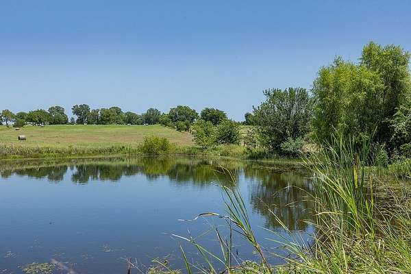 22 Acres of Land for Sale in Burton, Texas