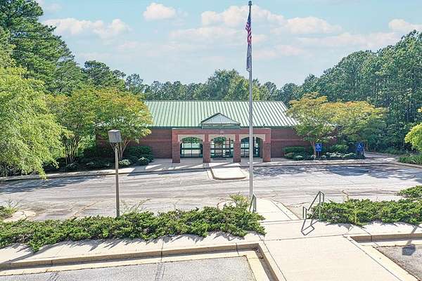 2 Acres of Improved Commercial Land for Sale in Abbeville, South Carolina