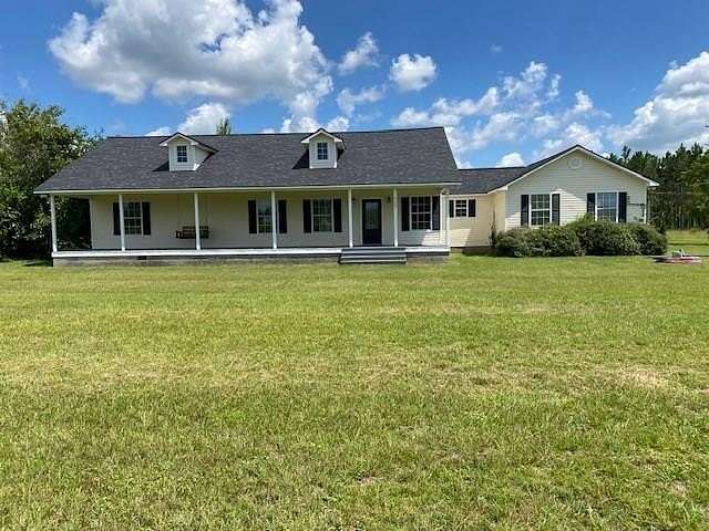 5 Acres of Residential Land with Home for Sale in Naylor, Georgia