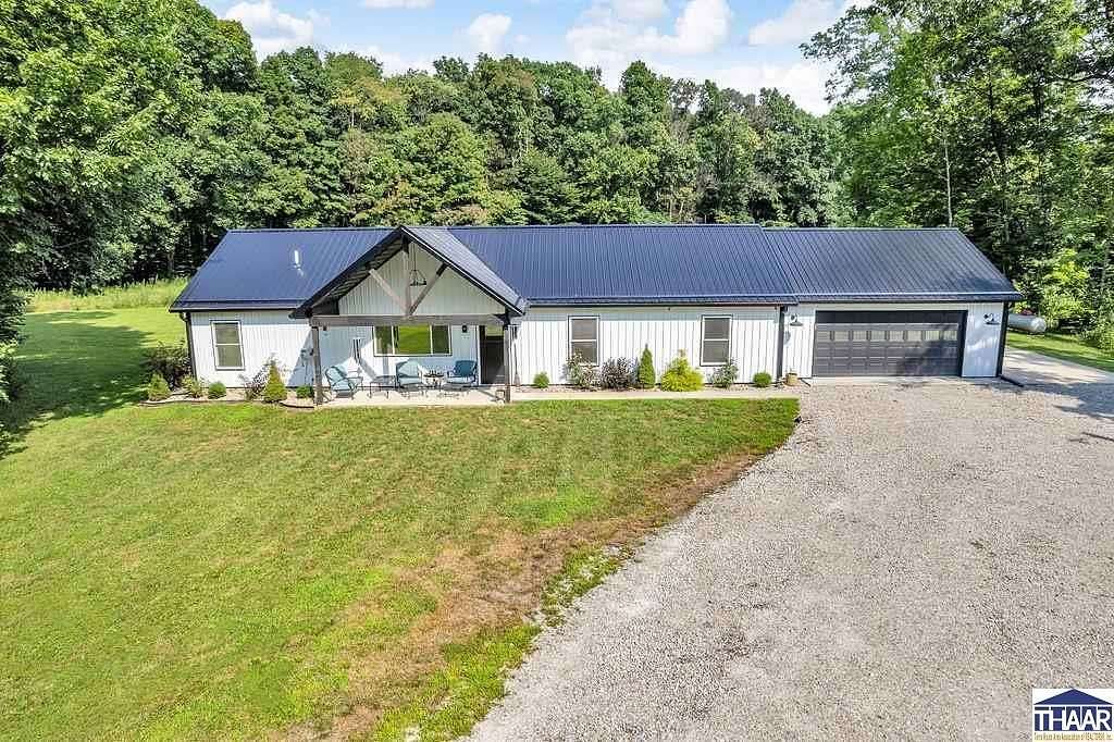 2.5 Acres of Residential Land with Home for Sale in Cloverdale, Indiana