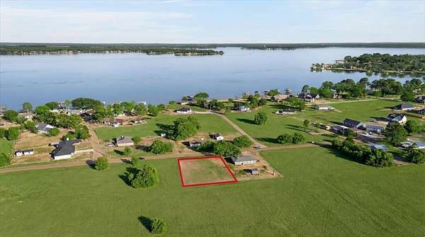 0.34 Acres of Residential Land for Sale in Trinidad, Texas