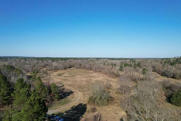 270 Acres of Land for Sale in Garrison, Texas