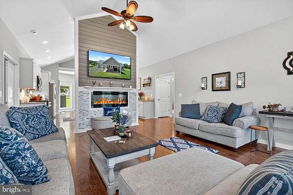 2.47 Acres of Residential Land with Home for Sale in Culpeper, Virginia