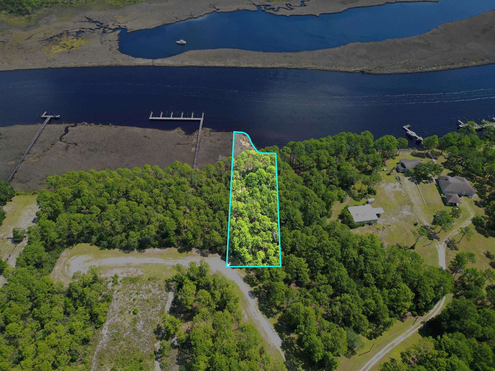 1 Acre of Residential Land for Sale in Carrabelle, Florida