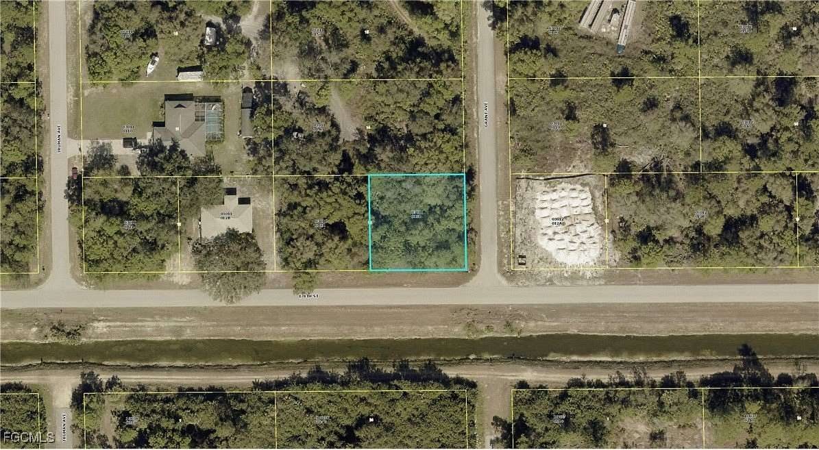 0.25 Acres of Residential Land for Sale in Lehigh Acres, Florida