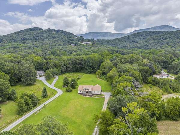 3.38 Acres of Residential Land with Home for Sale in Chatsworth, Georgia