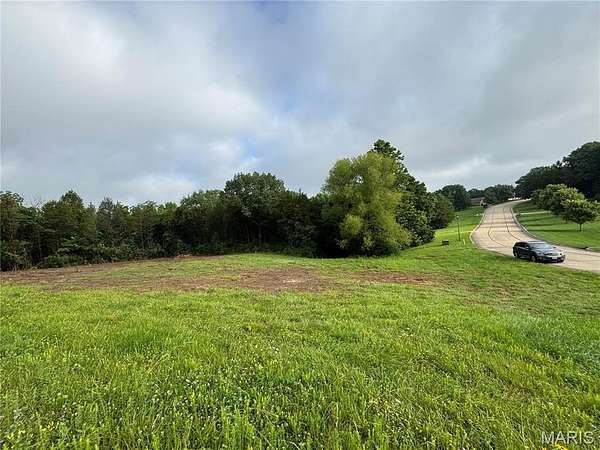 1.47 Acres of Residential Land for Sale in Villa Ridge, Missouri