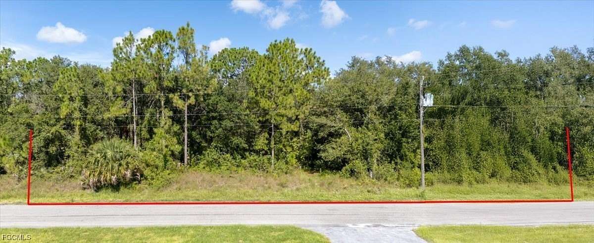 1 Acre of Residential Land for Sale in Lehigh Acres, Florida