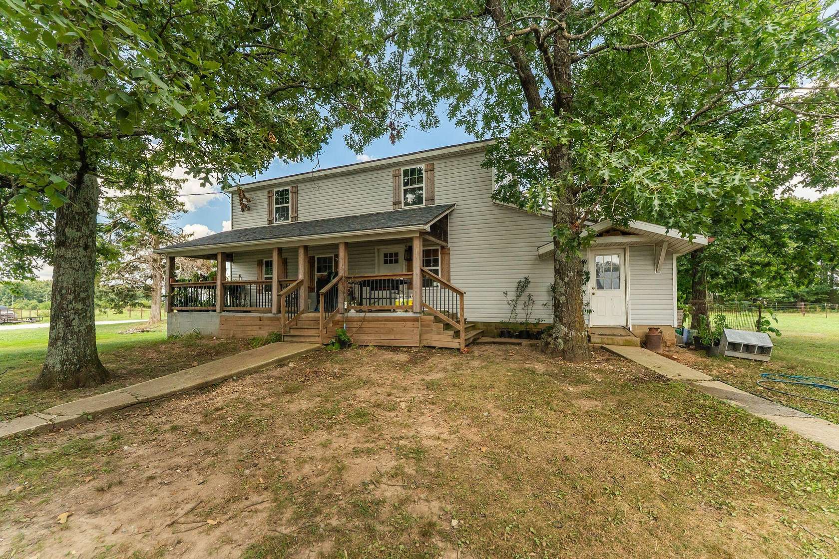 11 Acres of Improved Land for Sale in Seymour, Missouri