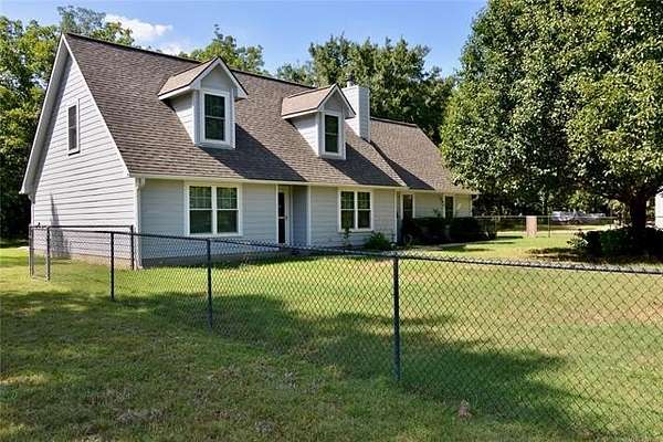 115 Acres of Agricultural Land with Home for Sale in Weleetka, Oklahoma