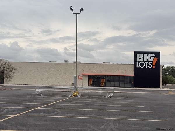5.14 Acres of Improved Commercial Land for Sale in Cheyenne, Wyoming