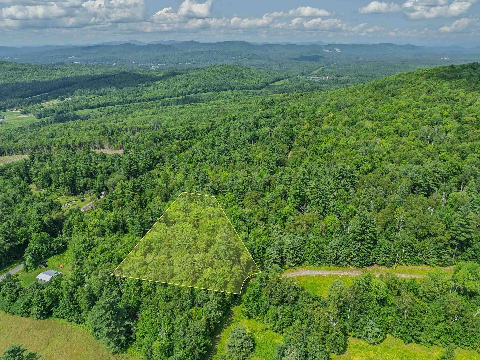 1.84 Acres of Residential Land for Sale in Bethlehem, New Hampshire