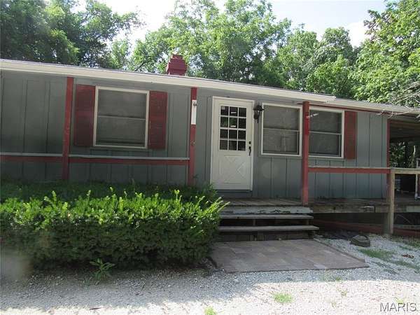 3.16 Acres of Residential Land with Home for Sale in Defiance, Missouri