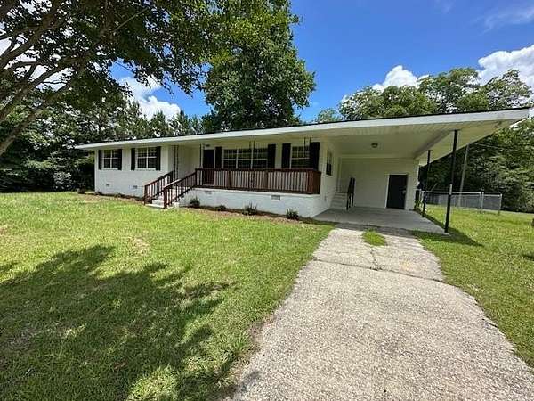 2.89 Acres of Residential Land with Home for Sale in Opelika, Alabama