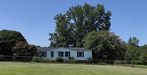 4.73 Acres of Residential Land with Home for Sale in Aiken, South Carolina