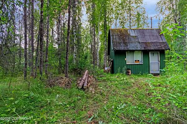 1.36 Acres of Residential Land with Home for Sale in Willow, Alaska