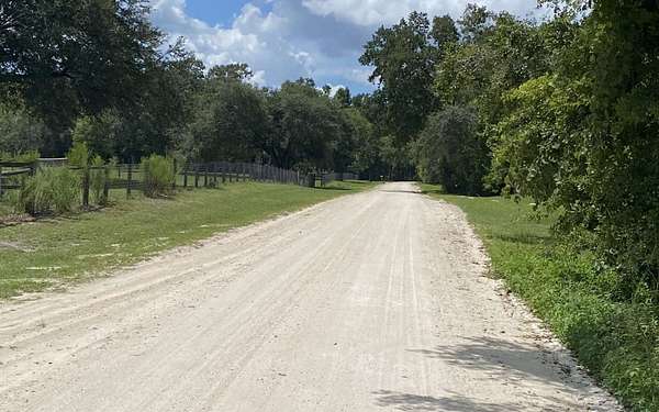 5 Acres of Land for Sale in McAlpin, Florida
