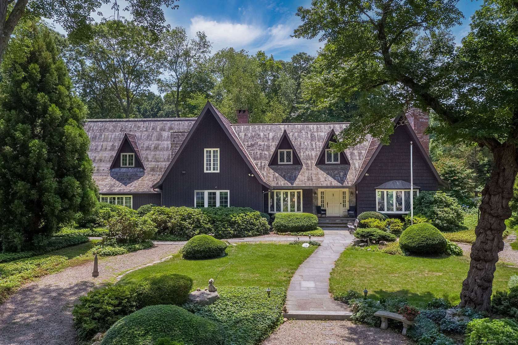 2.9 Acres of Residential Land with Home for Sale in Old Lyme, Connecticut