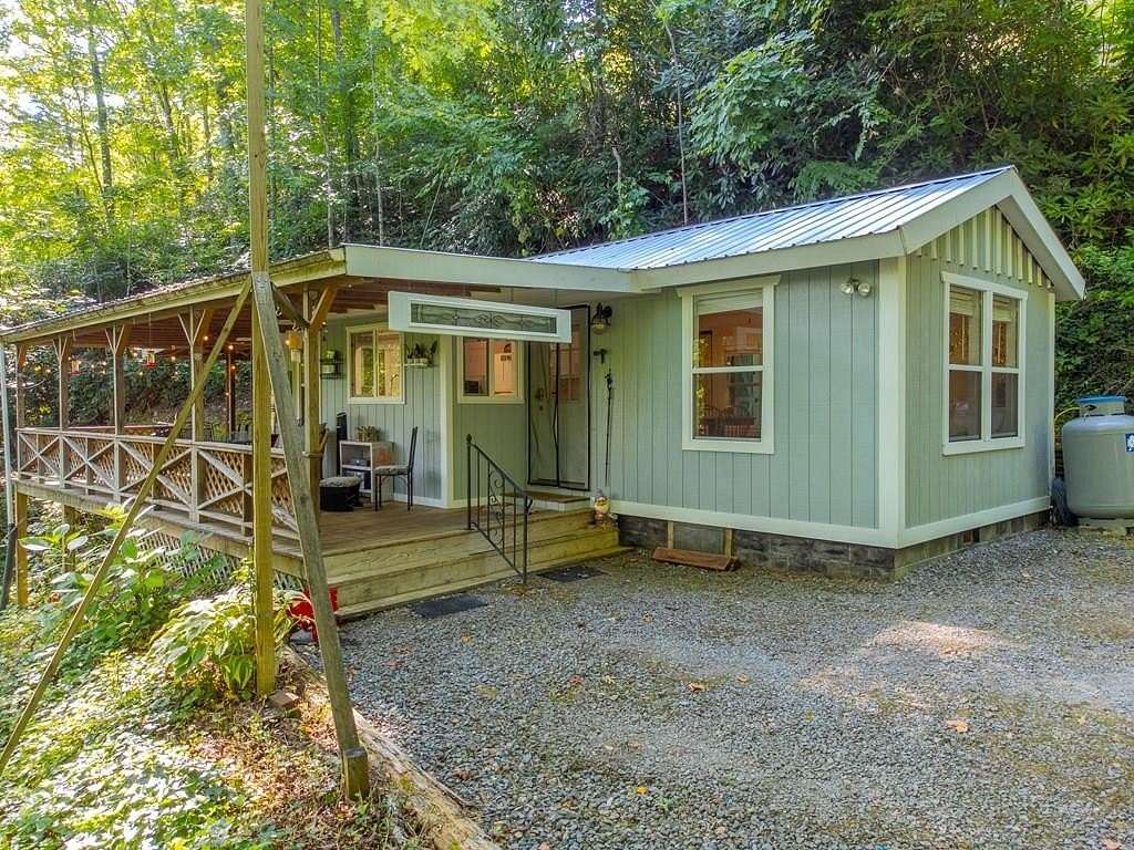 1.53 Acres of Residential Land with Home for Sale in Robbinsville, North Carolina