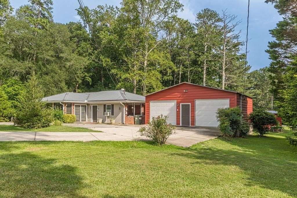 1.9 Acres of Residential Land with Home for Sale in Hiram, Georgia