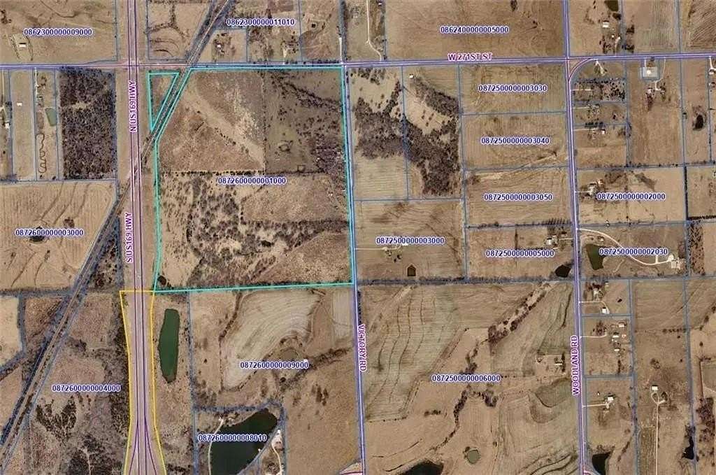 138 Acres of Agricultural Land for Auction in Paola, Kansas