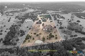 10 Acres of Land for Sale in Salado, Texas