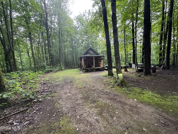 18.9 Acres of Recreational Land for Sale in St. Johnsville, New York