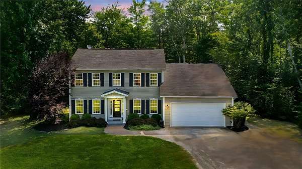 9.1 Acres of Residential Land with Home for Sale in Kent, New York