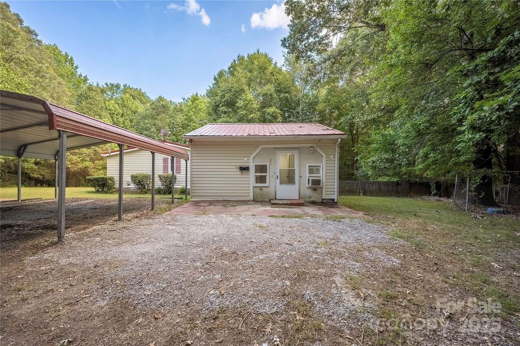 1.55 Acres of Improved Mixed-Use Land for Sale in Mooresville, North Carolina