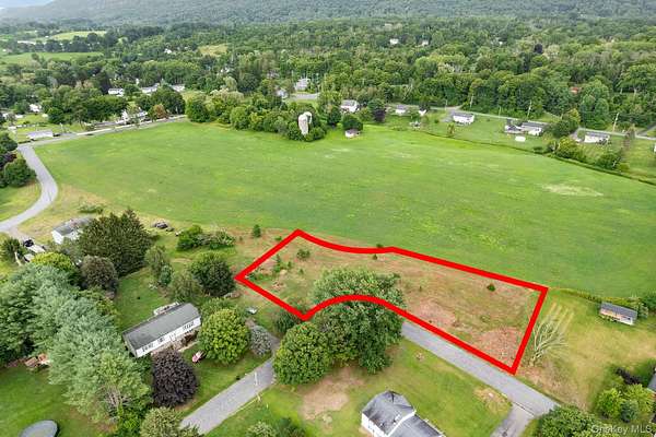 1 Acre of Residential Land for Sale in Dover Plains, New York