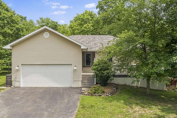 5 Acres of Residential Land with Home for Sale in Brighton, Missouri