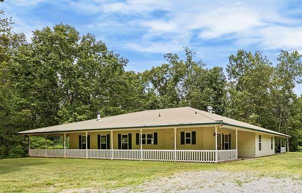 11 Acres of Land with Home for Sale in Cohutta, Georgia