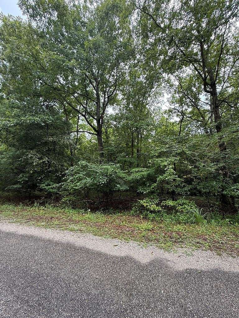 0.5 Acres of Residential Land for Sale in Crossville, Tennessee