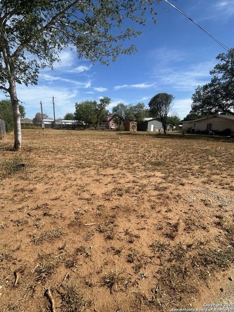 0.29 Acres of Residential Land for Sale in Jourdanton, Texas