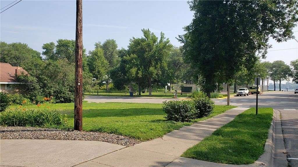 0.1 Acres of Residential Land for Sale in Excelsior, Minnesota
