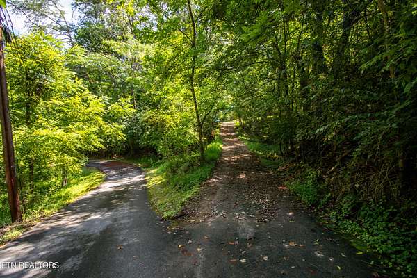 1.17 Acres of Residential Land for Sale in Knoxville, Tennessee