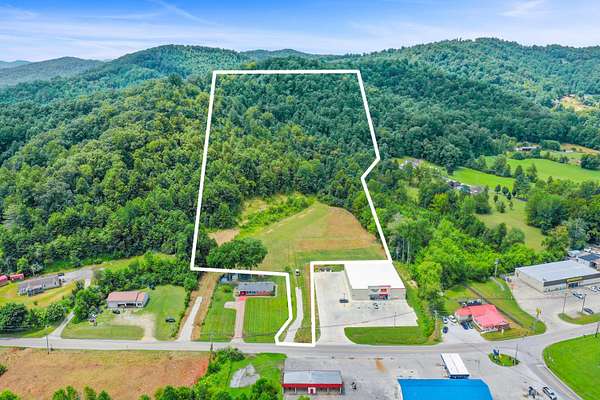 21 Acres of Mixed-Use Land for Sale in Heidrick, Kentucky