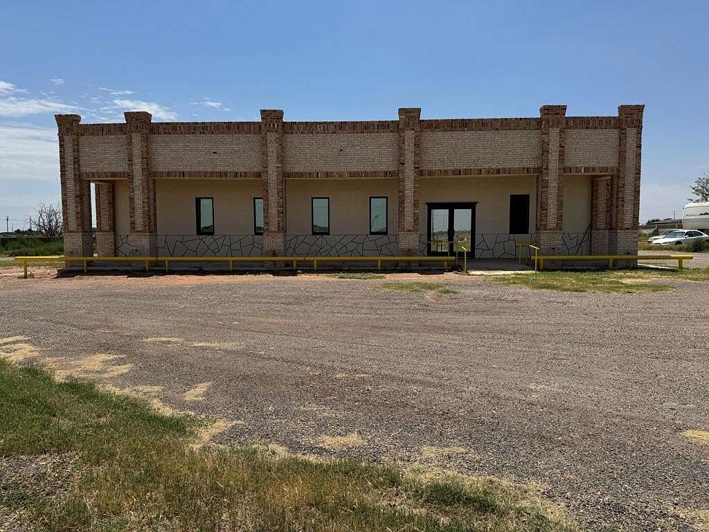 2.5 Acres of Improved Commercial Land for Sale in Midland, Texas