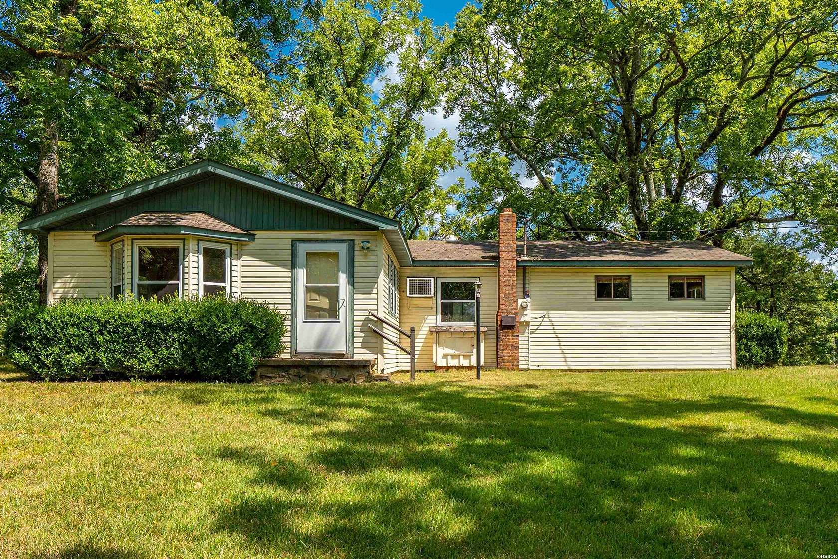 8 Acres of Residential Land with Home for Sale in Royal, Arkansas