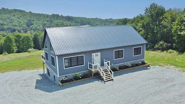 5.85 Acres of Residential Land with Home for Sale in Fremont Center, New York