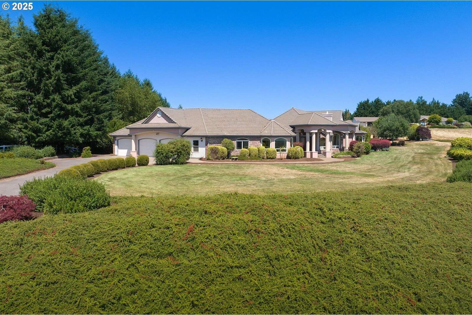 1.5 Acres of Residential Land with Home for Sale in Sherwood, Oregon