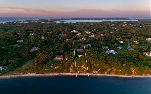1.9 Acres of Residential Land with Home for Sale in Montauk, New York